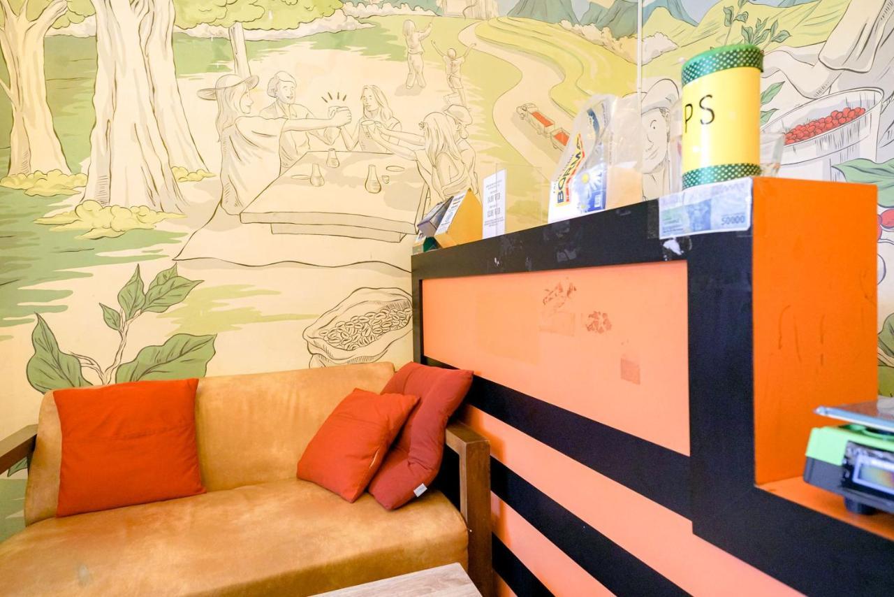 Reddoorz At Buah Batu 5 Hotell Bandung Eksteriør bilde