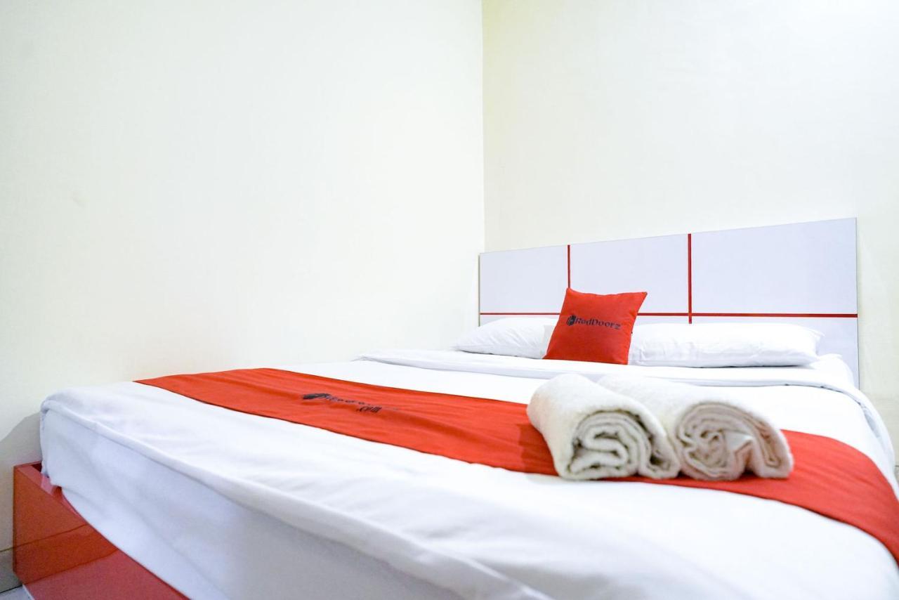 Reddoorz At Buah Batu 5 Hotell Bandung Eksteriør bilde