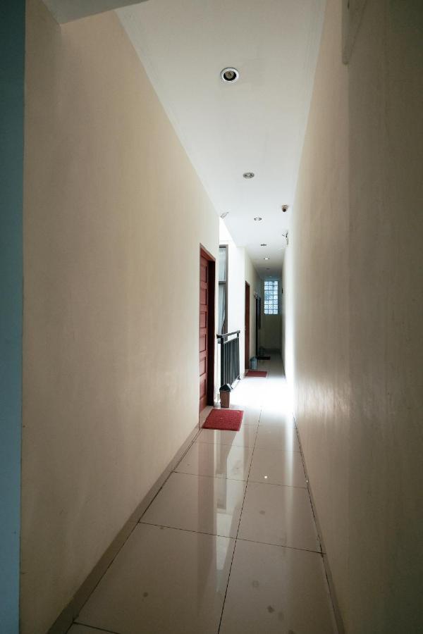 Reddoorz At Buah Batu 5 Hotell Bandung Eksteriør bilde